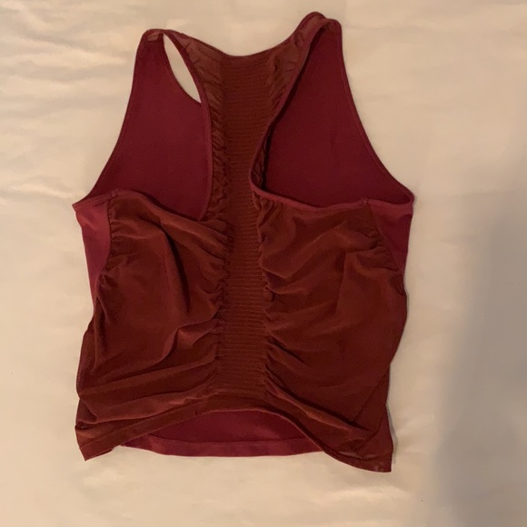 Athleta Bakasana Crop Tank - Picture 2 of 5